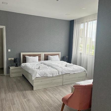 Hotel Fleur De Lis Gonio المظهر الخارجي الصورة