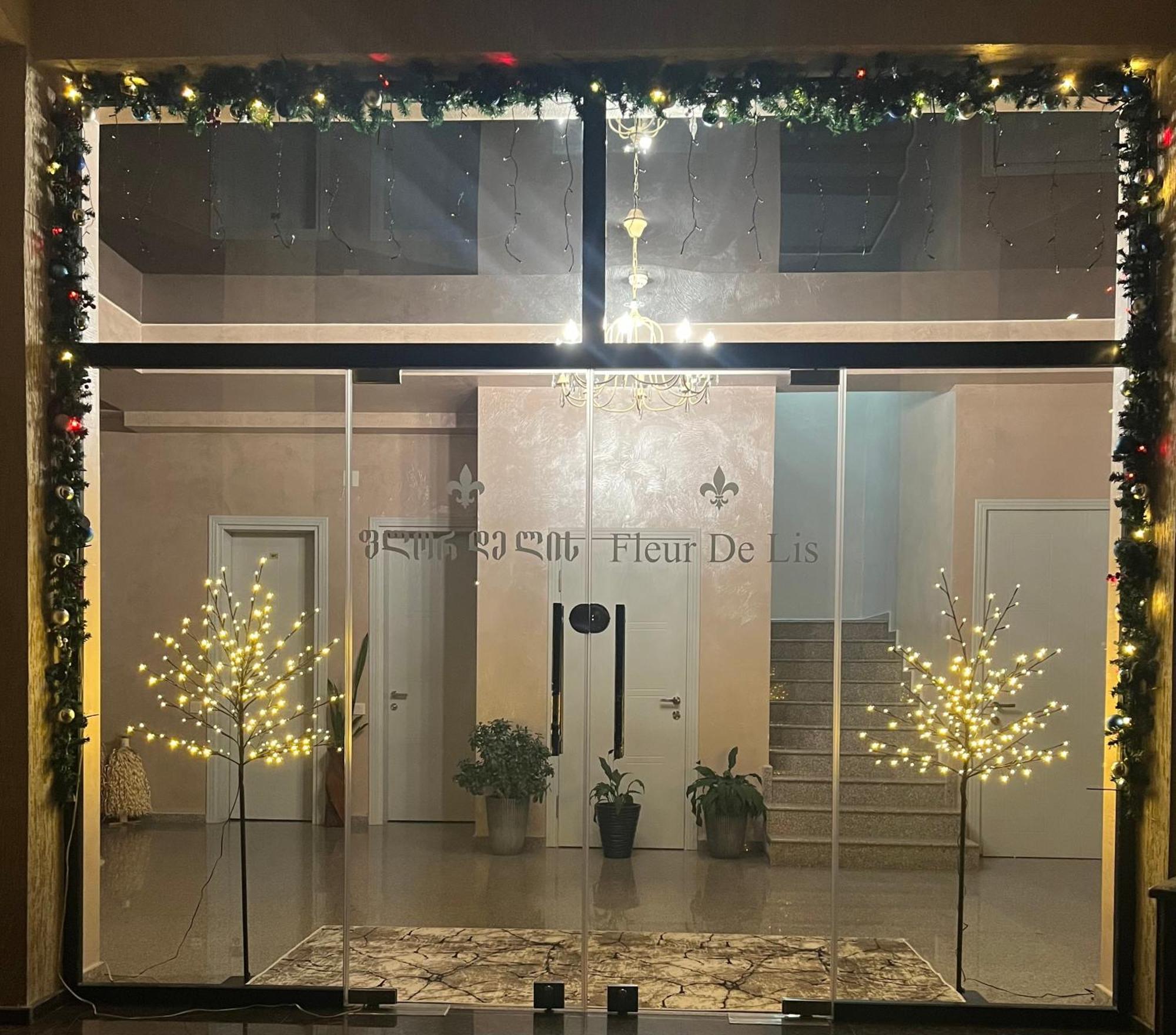 Hotel Fleur De Lis Gonio المظهر الخارجي الصورة