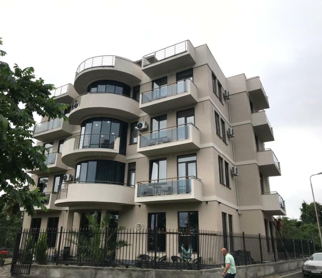 Hotel Fleur De Lis Gonio المظهر الخارجي الصورة