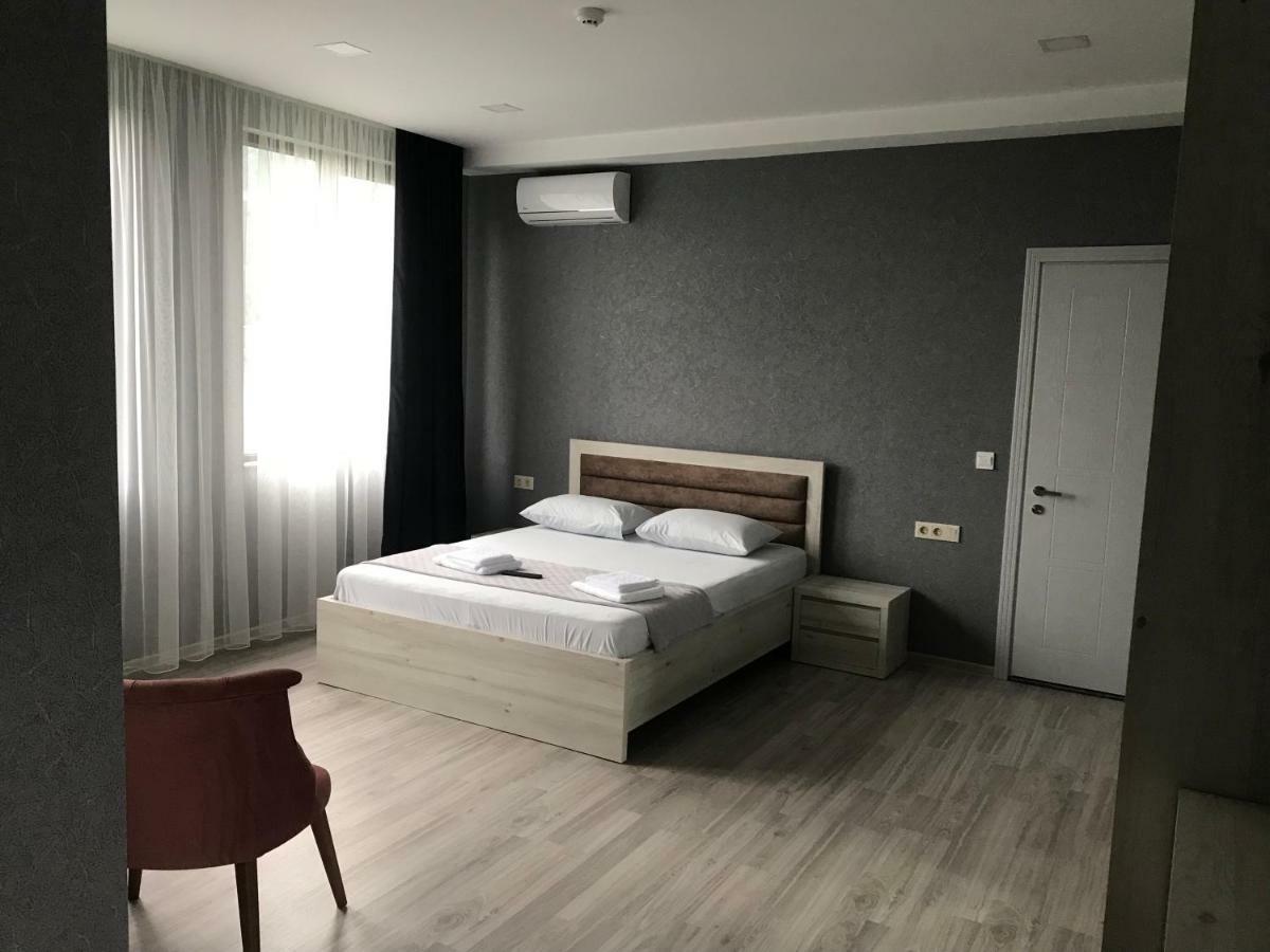 Hotel Fleur De Lis Gonio المظهر الخارجي الصورة