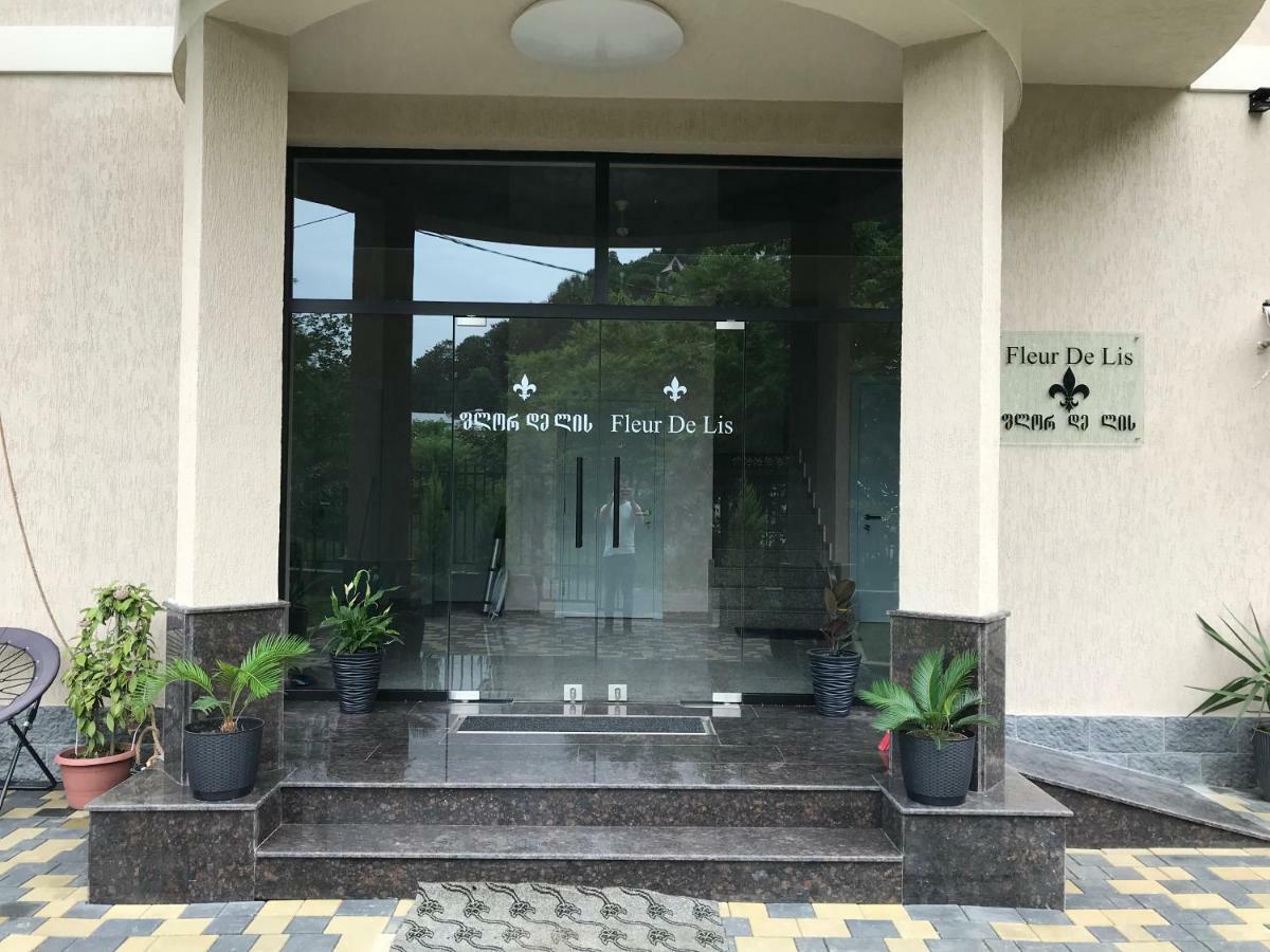 Hotel Fleur De Lis Gonio المظهر الخارجي الصورة